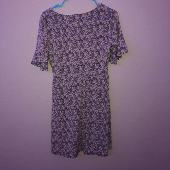 super pretty floral float dress (3 for $20) - Picture 3 of 3